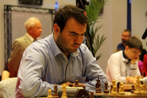http://de.chessbase.com/portals/3/files/2014/tal_mem/2/Image1.jpg