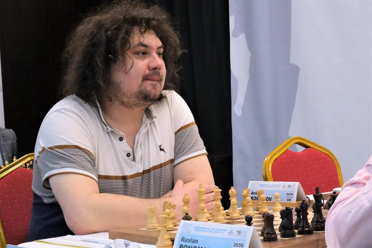 Europameisterschaft Korobov führt mit 5 aus 5 ChessBase