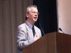 pfleger_v.jpg (160641 Byte)