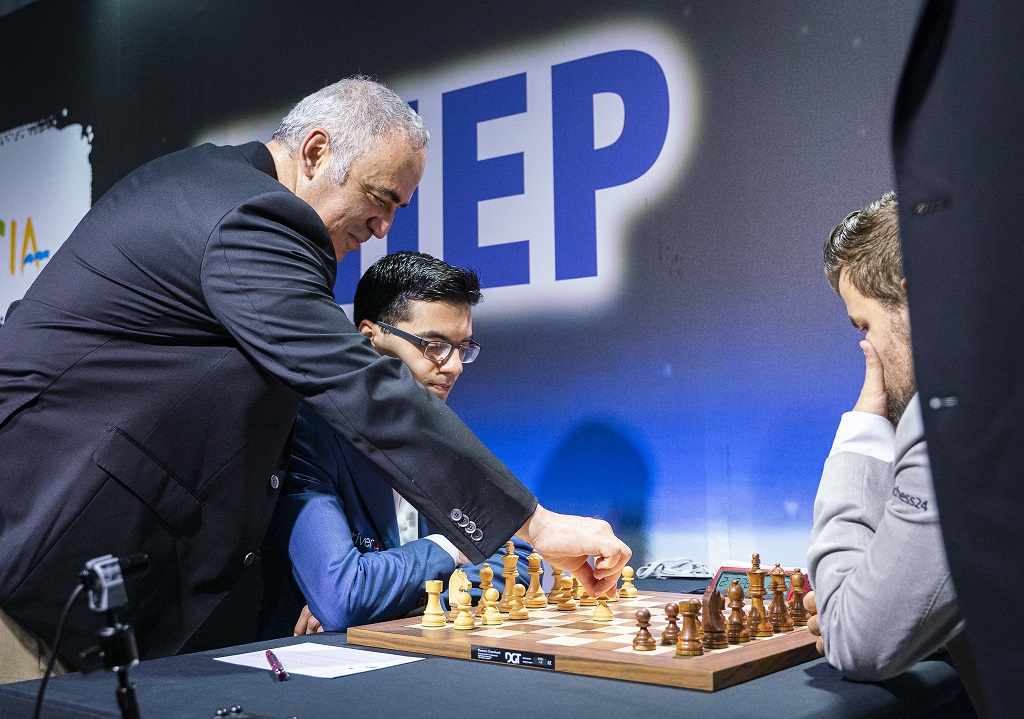 Garry Kasparov, Anish Giri, Magnus Carlsen