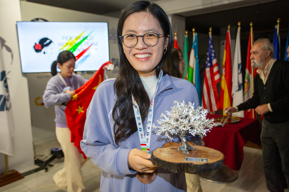 Hou Yifan