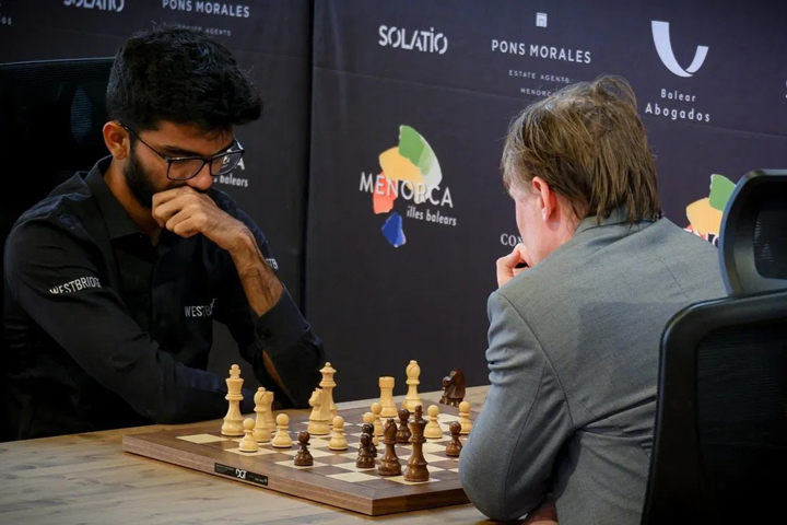 Gukesh: Schnellschach auf Menorca und Rückzug von der Grand ...