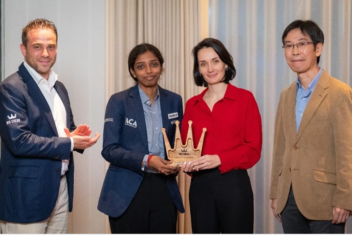 Chess news — Vaishali und Lagno gewinnen WR Women´s Chess Tour-Auftakt in Tokio