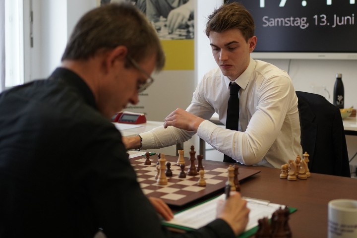 Chess news — Remis beschert Blohberger Matchsieg gegen Navara