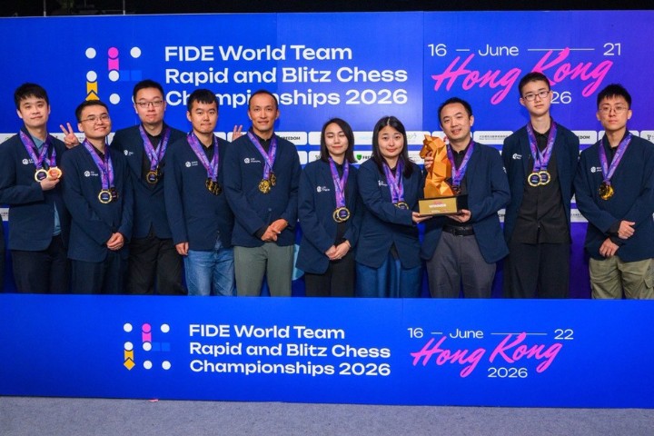 Chess news — Team-WM im Blitzschach: Double für Team Dragon Chilling