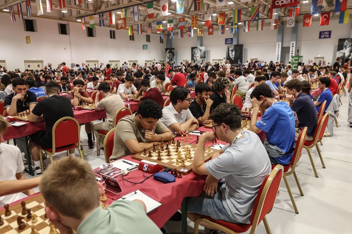 Chess news — Bennet Hagener und Nikita Nechitaylo bei Jugend WM noch gut im Rennen
