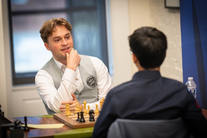 Chess news — Sinquefield Cup: Keymer auf Verfolgungsjagd