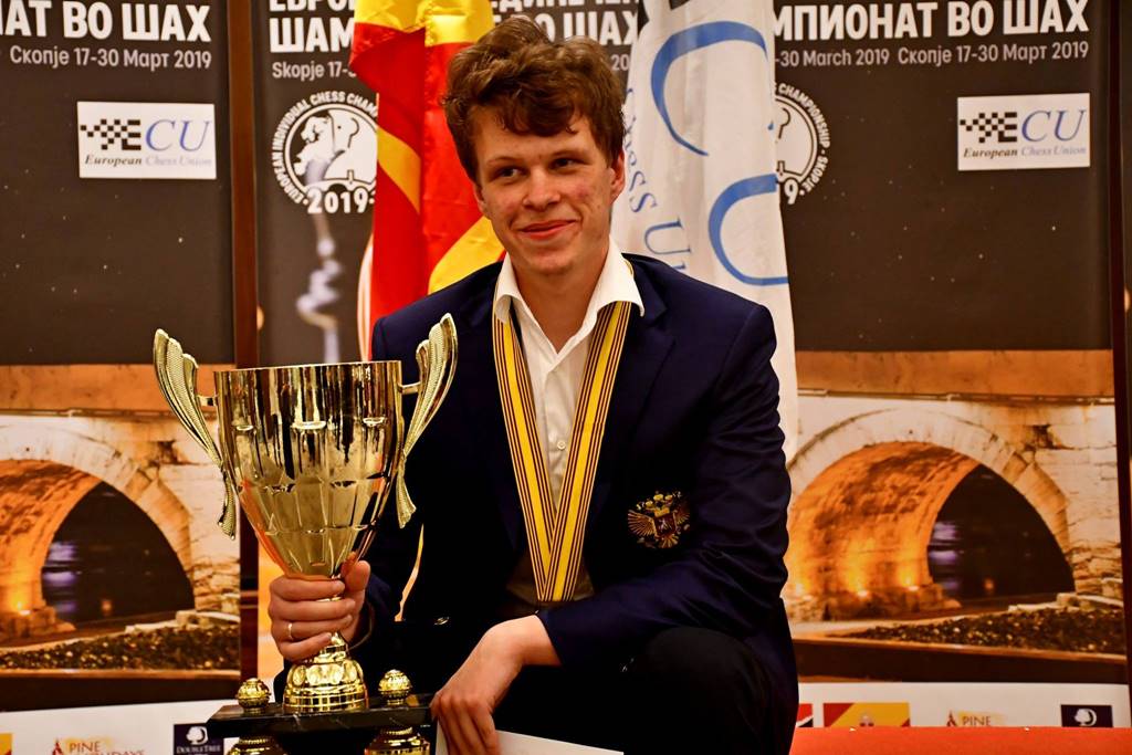Vladislav Artemiev gewinnt Europameisterschaft | ChessBase